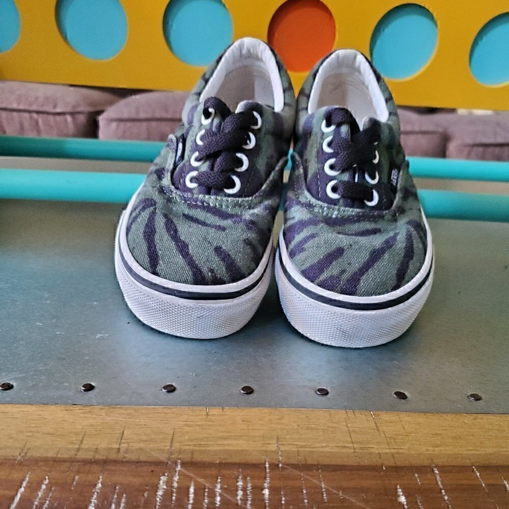 Vans Era Tie Dye Print Sneakers kids 13.5 Boys Girls Unisex